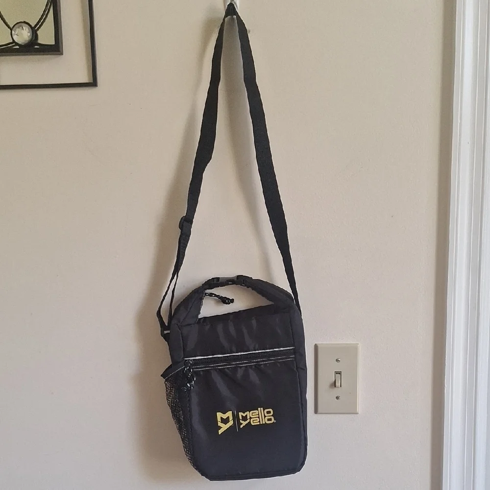 🎁Mello Yello Black Crossbody Insulated Bag FREE with $40 Purchase